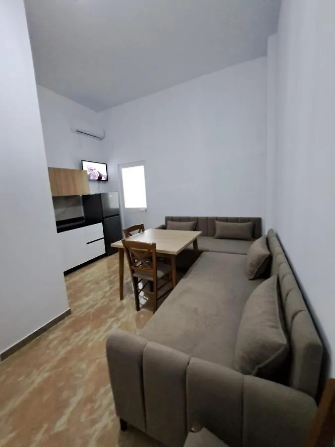 Vila Pushimi Regis Velipojë Arnavutluk